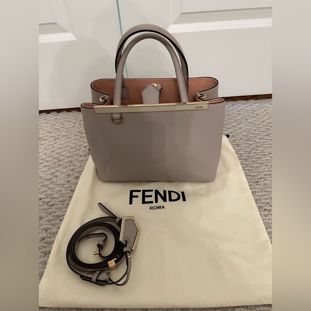 Fendi 2 Jour Tote Bag